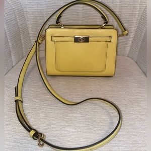 COACH MINI LANE (YELLOW)